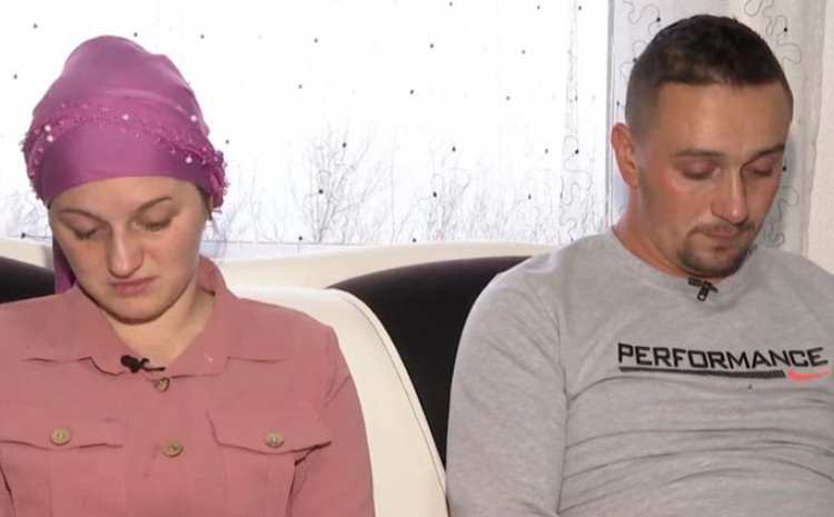 Radost u porodici Gadžun: Majka Amila sinoć rodila dječaka, otac objavio poruku od koje bi kamen zaplakao Radost u porodici Gadžun: Majka Amila sinoć rodila dječaka, otac objavio poruku od koje bi kamen zaplakao
