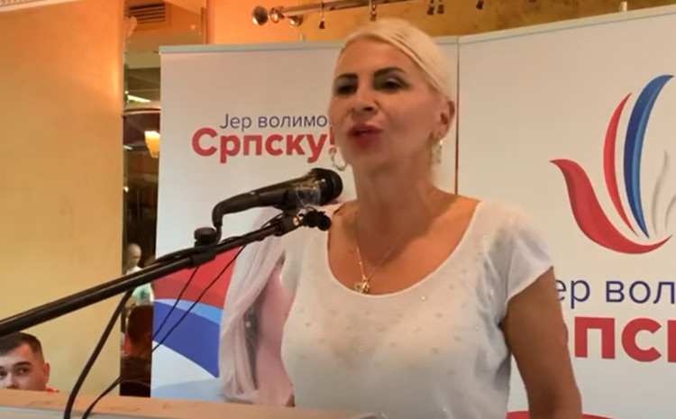 Danijela Đukin iz SNSD-a: Da bi mogli da jedete svih idućih godina, 2. oktobra glasamo za Dodika i Željku Cvijanović Danijela Đukin iz SNSD-a: Da bi mogli da jedete svih idućih godina, 2. oktobra glasamo za Dodika i Željku Cvijanović