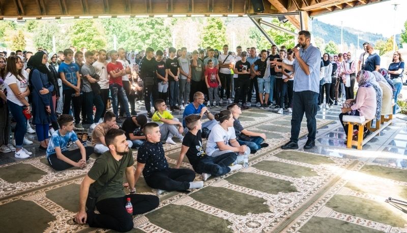 Blizu 600 učenika sa područja općine Tešanj boravilo u Potočarima Blizu 600 učenika sa područja općine Tešanj boravilo u Potočarima