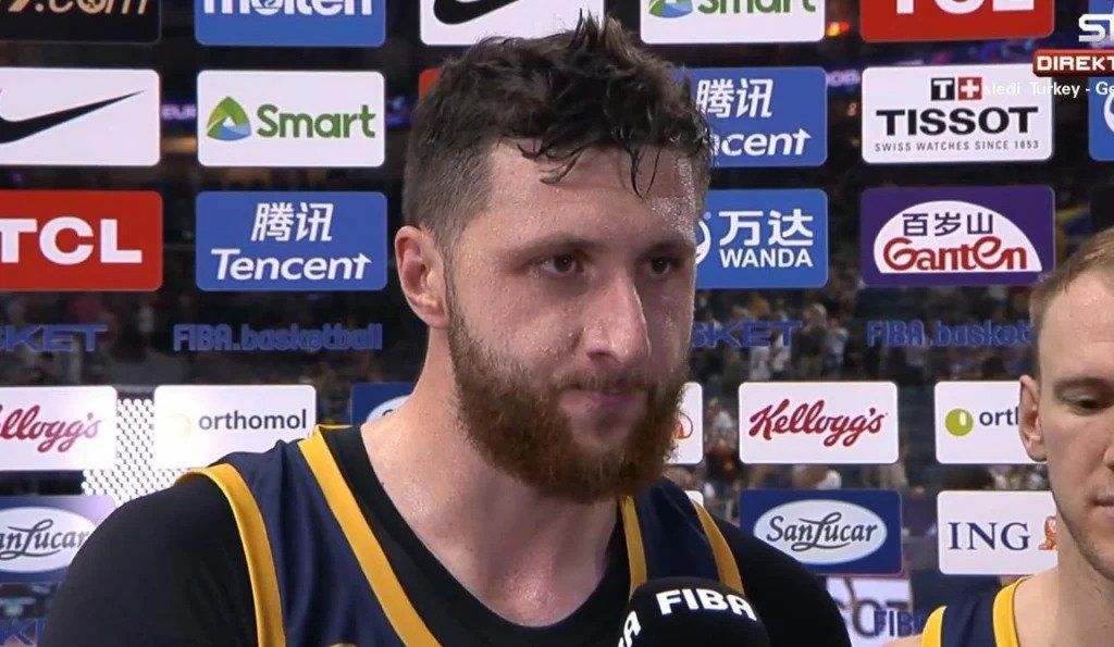 Jusuf Nurkić nakon velike pobjede: Iako sam igrao slabo, momci su odradili posao, Bosno i Hercegovino budi ponosna Jusuf Nurkić nakon velike pobjede: Iako sam igrao slabo, momci su odradili posao, Bosno i Hercegovino budi ponosna