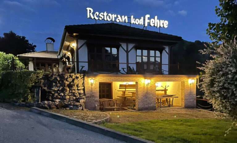 RESTORAN “KOD FEHRE” DIJELI BESPLATNU HRANU NAVIJAČIMA IZ CRNE GORE RESTORAN “KOD FEHRE” DIJELI BESPLATNU HRANU NAVIJAČIMA IZ CRNE GORE