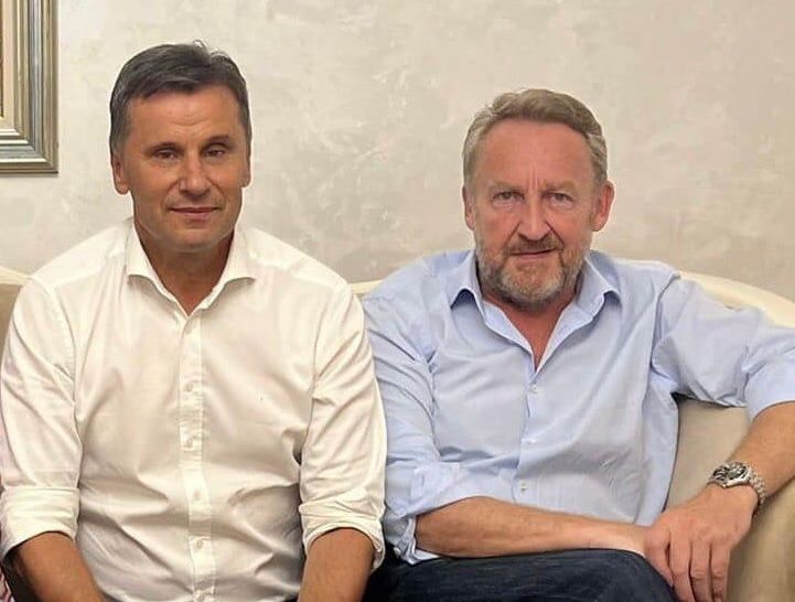 IZETBEGOVIĆ: NAROD VOLI MLADOLIKOG I VITALNOG FADILA NOVALIĆA, GRAĐANI CIJENE NJEGOV RAD U PANDEMIJI I KRIZAMA IZETBEGOVIĆ: NAROD VOLI MLADOLIKOG I VITALNOG FADILA NOVALIĆA, GRAĐANI CIJENE NJEGOV RAD U PANDEMIJI I KRIZAMA
