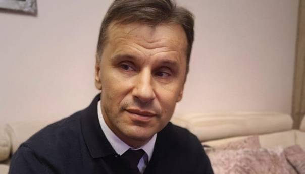 Novalić najavio pobjedu SDA: Pobjednički skupovi Novalić najavio pobjedu SDA: Pobjednički skupovi