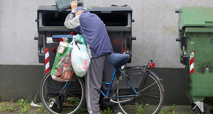 BIH JE NAJSIROMAŠNIJA U EVROPI I NA IVICI JE GLADI BIH JE NAJSIROMAŠNIJA U EVROPI I NA IVICI JE GLADI