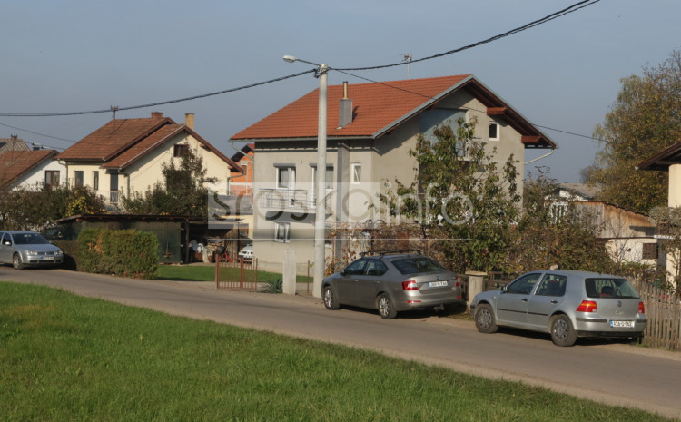 Detalji velike tragedije u Laktašima: Mladena otac našao u pušnici, majka nije slutila šta se desilo Detalji velike tragedije u Laktašima: Mladena otac našao u pušnici, majka nije slutila šta se desilo