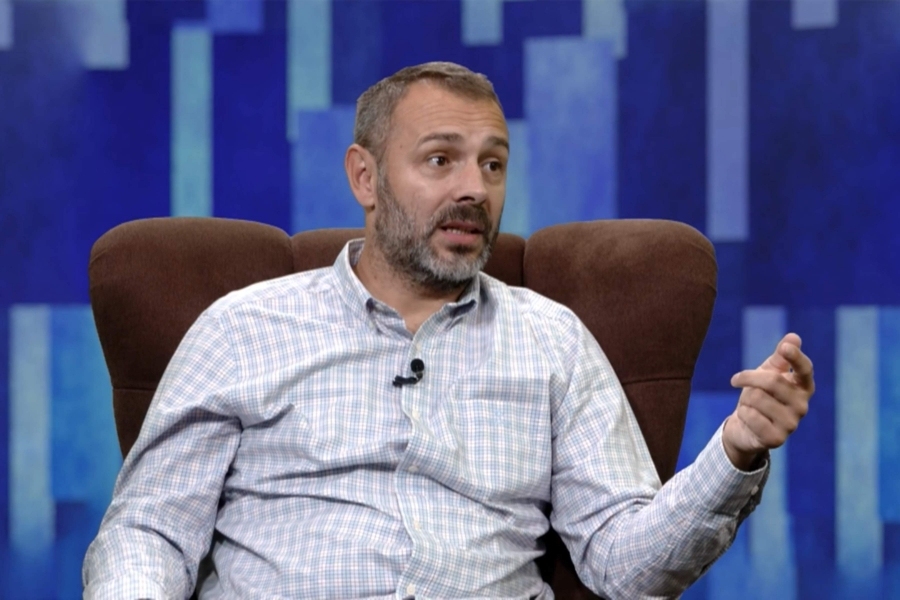 AVDIĆ:"U Zagrebu je osmišljen VELIKI PLAN da se poraze Izetbegović i Komšić! Schmidt je podržao politiku TREĆEG ENTITETA!" (VIDEO) AVDIĆ:"U Zagrebu je osmišljen VELIKI PLAN da se poraze Izetbegović i Komšić! Schmidt je podržao politiku TREĆEG ENTITETA!" (VIDEO)