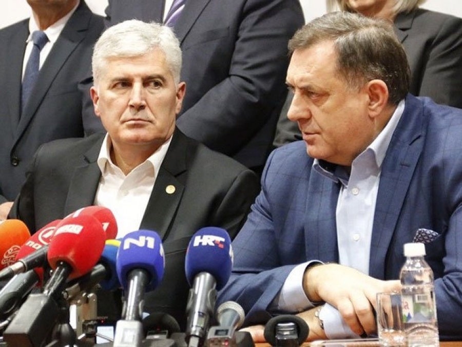 FAKTURE BUDUĆIM PARTNERIMA: "Ko pristane na Dodikova tri zahtjeva za državnu vlast, pristaje i na podjelu BiH" FAKTURE BUDUĆIM PARTNERIMA: "Ko pristane na Dodikova tri zahtjeva za državnu vlast, pristaje i na podjelu BiH"
