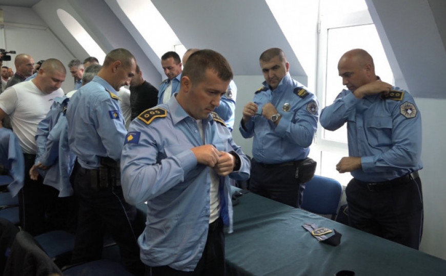 Predstavnici Srba napustili sve političke institucije, policajci skinuli uniformu Kosova