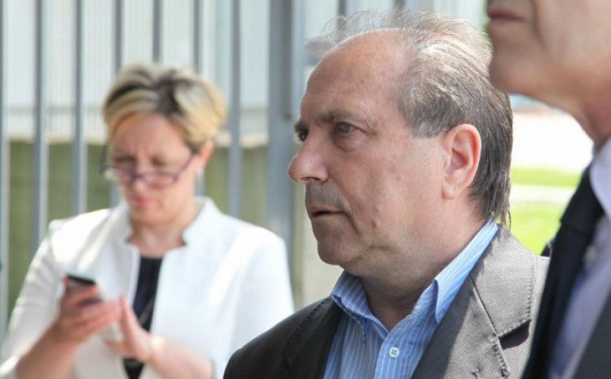 Suda BiH: Raspisana međunarodna potjernica za Sakibom Mahmuljinom Suda BiH: Raspisana međunarodna potjernica za Sakibom Mahmuljinom