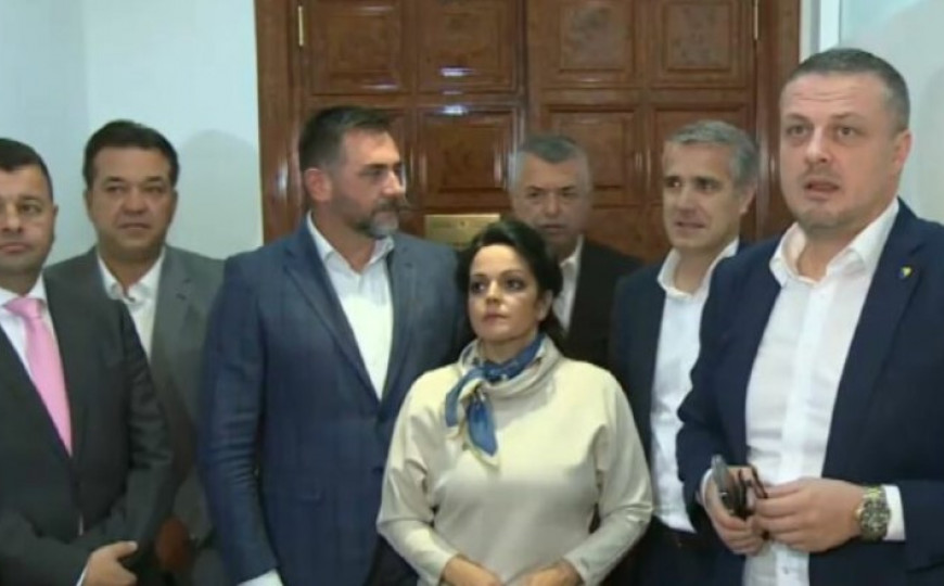 Pokret za državu formira svoj Klub u NSRS Pokret za državu formira svoj Klub u NSRS