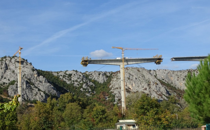 Autoceste FBiH" primorane da počnu naplaćivati penale: Most Počitelj bit će završen naljeto 2023.! Autoceste FBiH" primorane da počnu naplaćivati penale: Most Počitelj bit će završen naljeto 2023.!