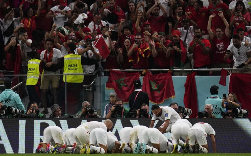 Marokanci kao i Saudijci: Svi pali na sedždu nakon gola Sabirija protiv Belgije!