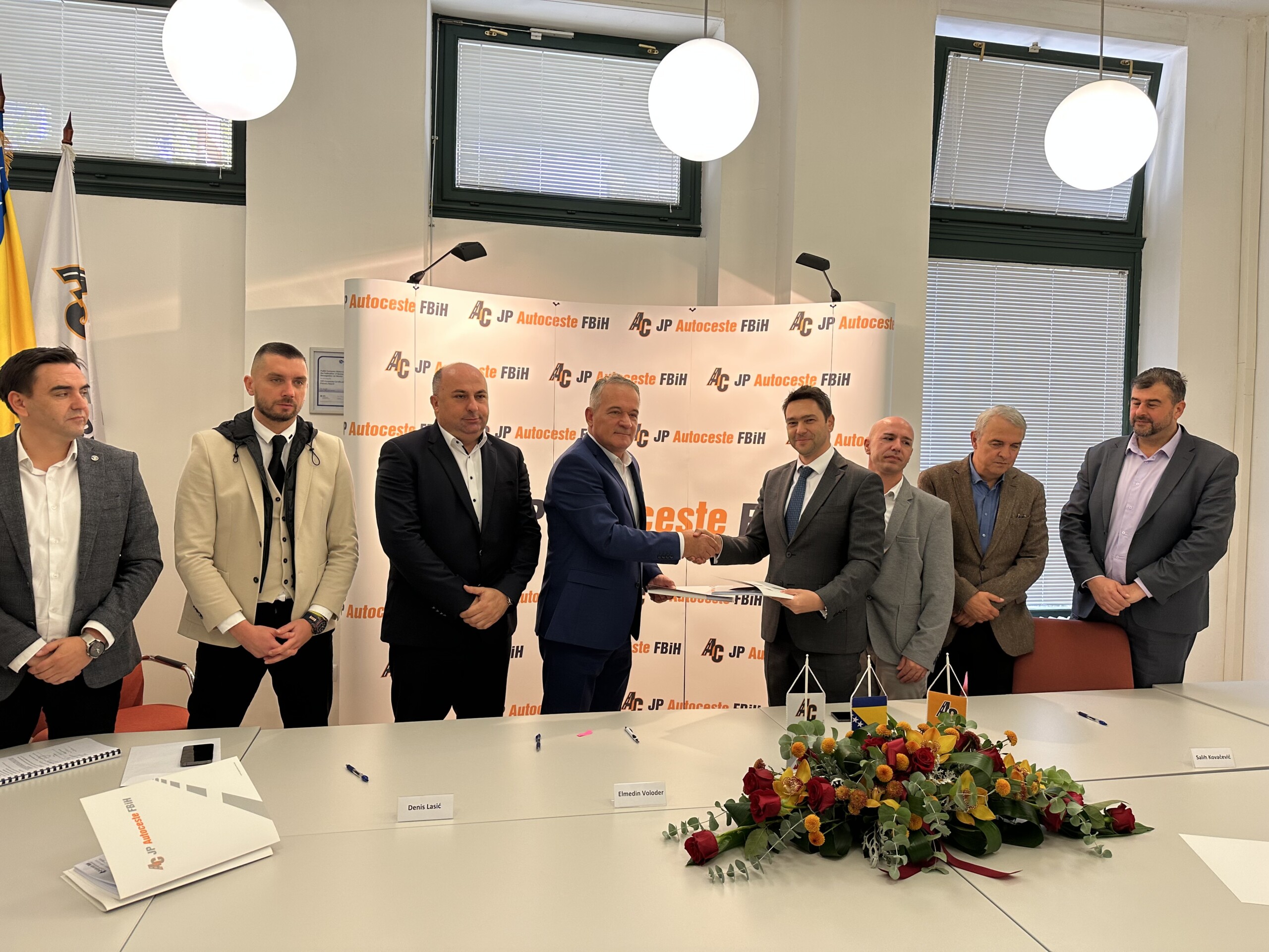 Potpisan ugovor za izgradnju dionice autoceste Putnikovo Brdo – Medakovo