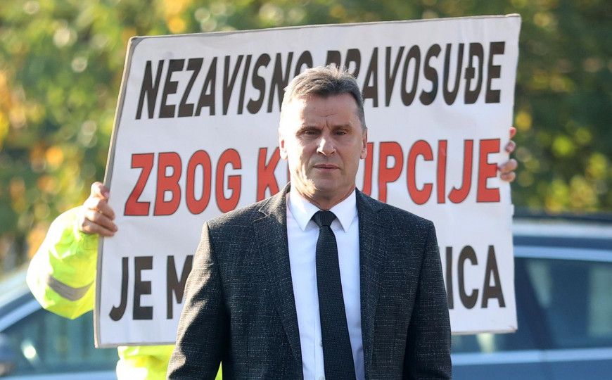 Zbog zdravstvenog stanja Novalića: Otkazan nastavak suđenja u aferi "Respiratori" Zbog zdravstvenog stanja Novalića: Otkazan nastavak suđenja u aferi "Respiratori"