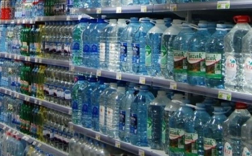 Svoje proizvode uopće ne cijenimo: Uvezli vode za 210 miliona KM! Svoje proizvode uopće ne cijenimo: Uvezli vode za 210 miliona KM!