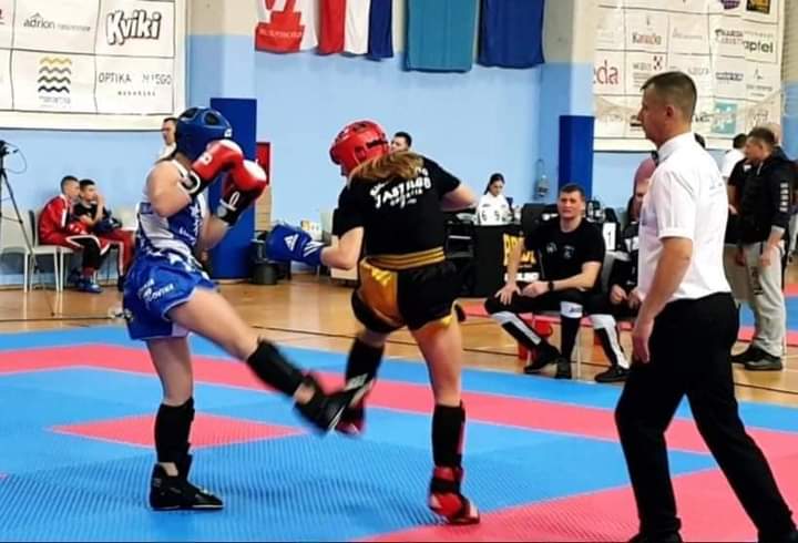 CENTAR BORILAČKIH SPORTOVA IZ TEŠNJA DONIO NOVE TRI MEDALJE CENTAR BORILAČKIH SPORTOVA IZ TEŠNJA DONIO NOVE TRI MEDALJE