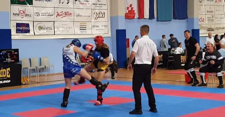 CENTAR BORILAČKIH SPORTOVA IZ TEŠNJA DONIO NOVE TRI MEDALJE CENTAR BORILAČKIH SPORTOVA IZ TEŠNJA DONIO NOVE TRI MEDALJE