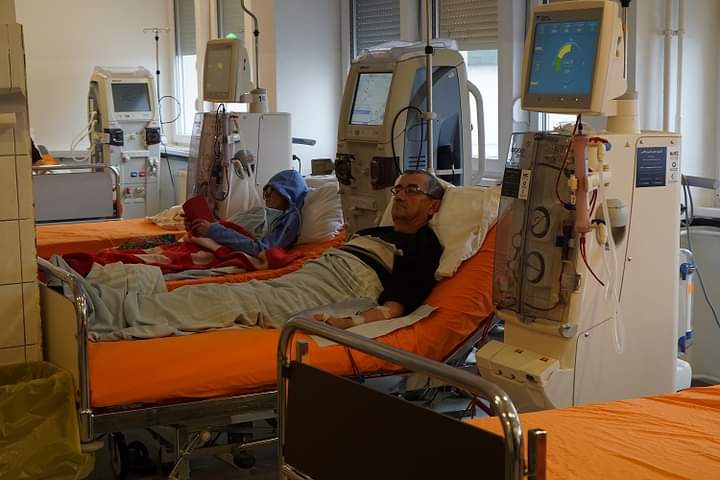 30 GODINA DIJALIZE U TEŠNJU 30 GODINA DIJALIZE U TEŠNJU