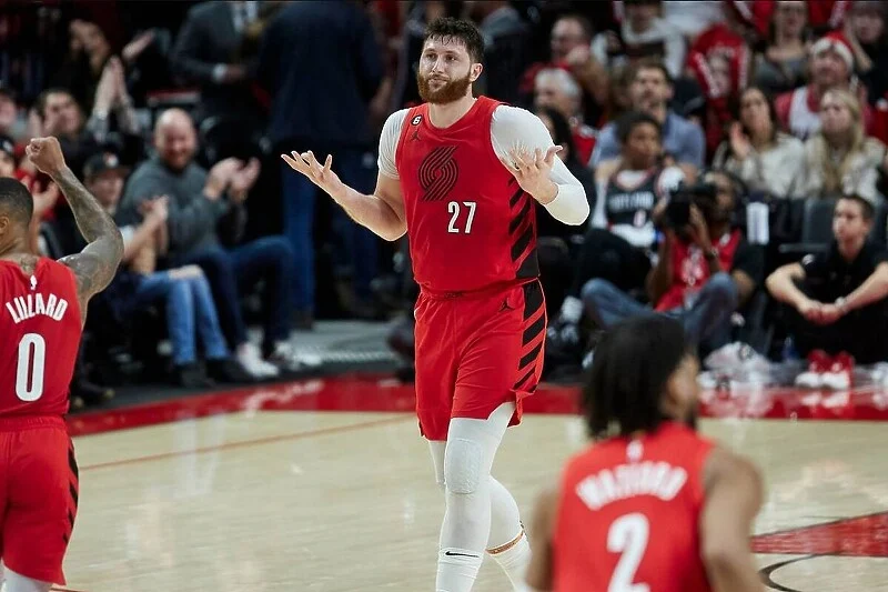 Nurkić briljirao u novoj pobjedi Portlanda, ostvario i rekord karijere u trojkama Nurkić briljirao u novoj pobjedi Portlanda, ostvario i rekord karijere u trojkama