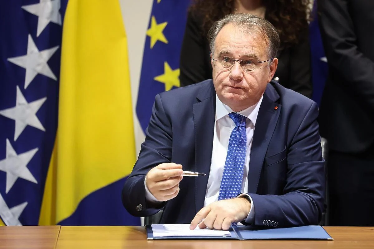 Nermin Nikšić: DF je pokazao da im je od volje građana važnija volja SDA, Schmidt ih mora onemogućiti