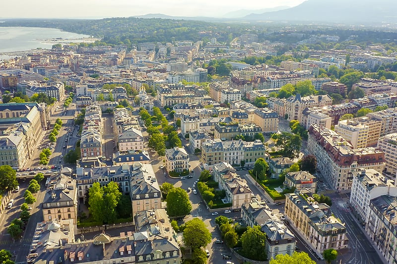 U Švicarskoj je zabranjeno da se pušta voda u WC-u nakon 22 sata