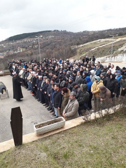 Šaha nije imala rodbine, pa su Sarajlije organizovale na društvenim mrežama, kako bi je ukopali