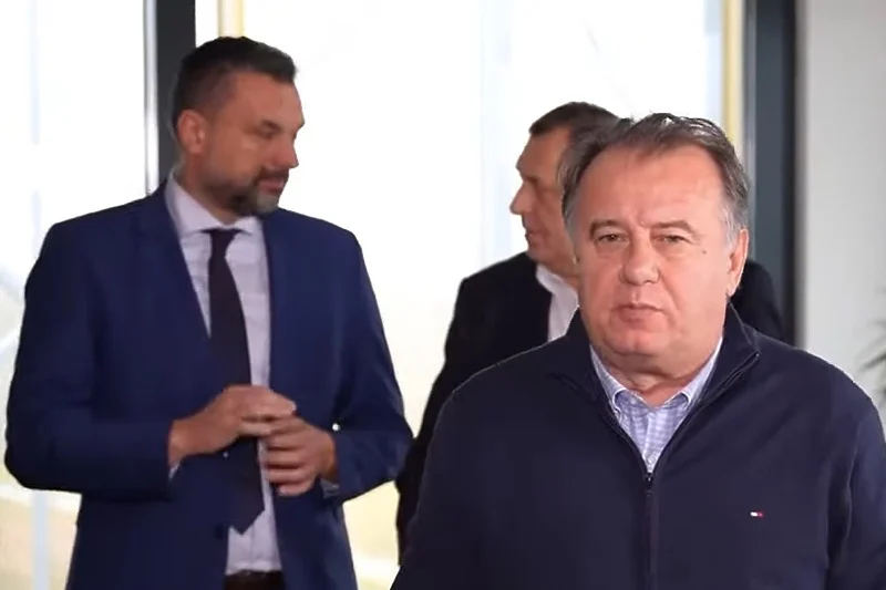 Kako se Dodik otvoreno ruga Šestorci jer zna da ne smiju insistirati na njegovom kažnjavanju