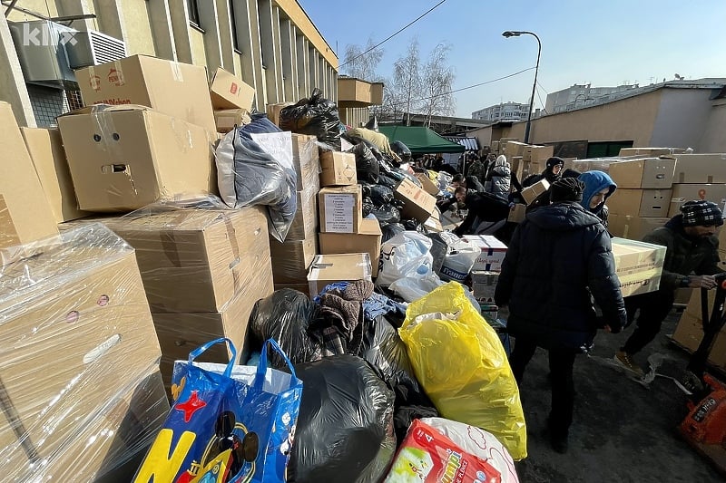 Nevjerovatan odziv građana Sarajeva za pomoć Turskoj i Siriji, stotine volontera prikuplja donacije
