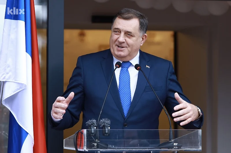 Dodik odbacio Schmidtovu odluku: Zakon o nepokretnoj imovini RS-a ostaje na snazi