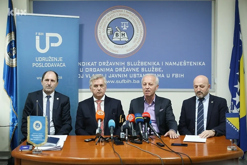 Radnici u raljama politike: Parlament FBiH pozvan da konačno razmatra povećanje plata do 400 KM
