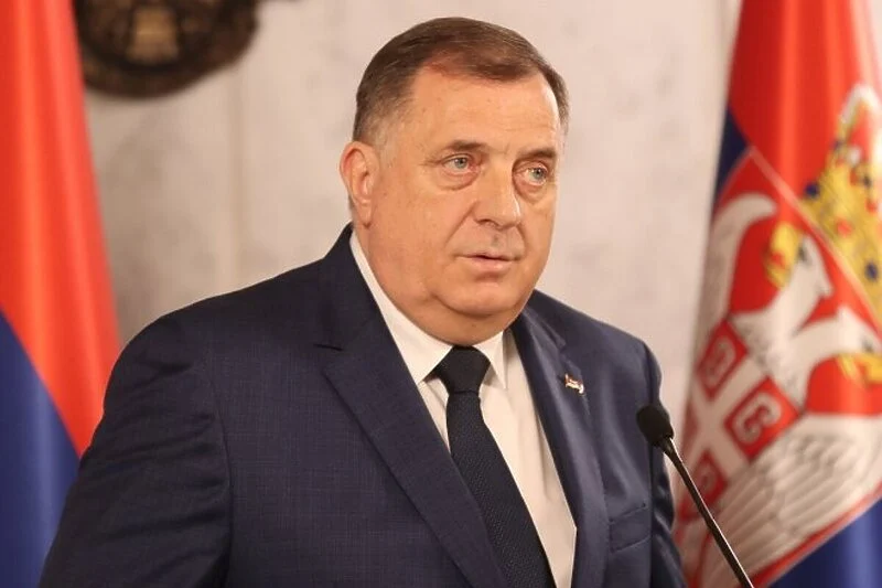 Dodik informisao Vučića: Najozbiljnije razmišljamo da donesemo odluku o samostalnosti RS-a