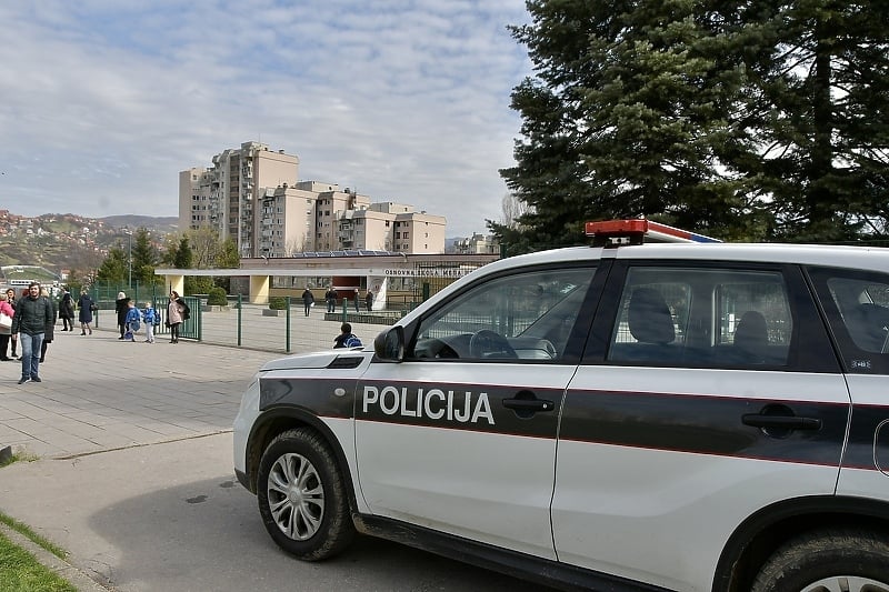 Nakon tragedije u Srbiji iz predostrožnosti je pojačano prisustvo policije u školama u BiH