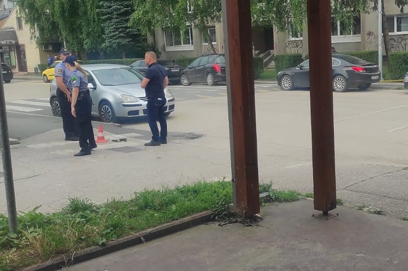 Učenik pucao u osnovnoj školi u Lukavcu, teško ranio jednog uposlenika