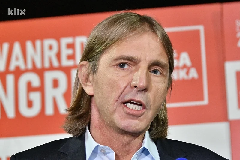 Kojović: Povlačimo ručnu, nećemo glasati u skladu s koalicionim dogovorom zbog Dodikovih istupa