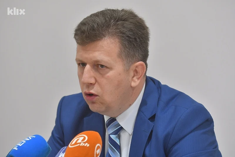 Šatorović: Poslodavci traže da radnici mogu, a ne da moraju dobiti do 400 KM veću platu