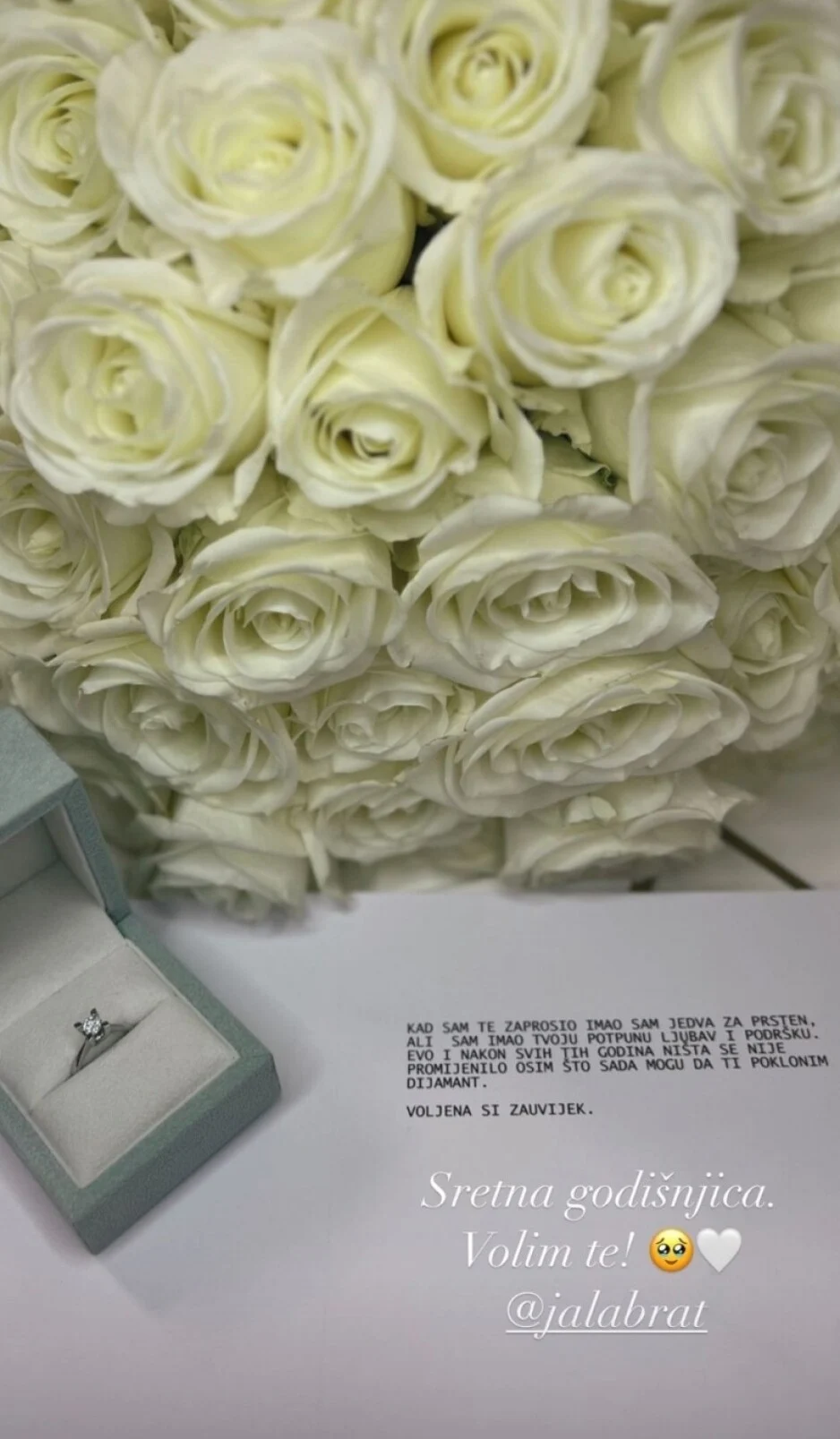 Jala Brat poklonio supruzi dijamant za godišnjicu braka: Kada sam te zaprosio, jedva sam imao za prsten
