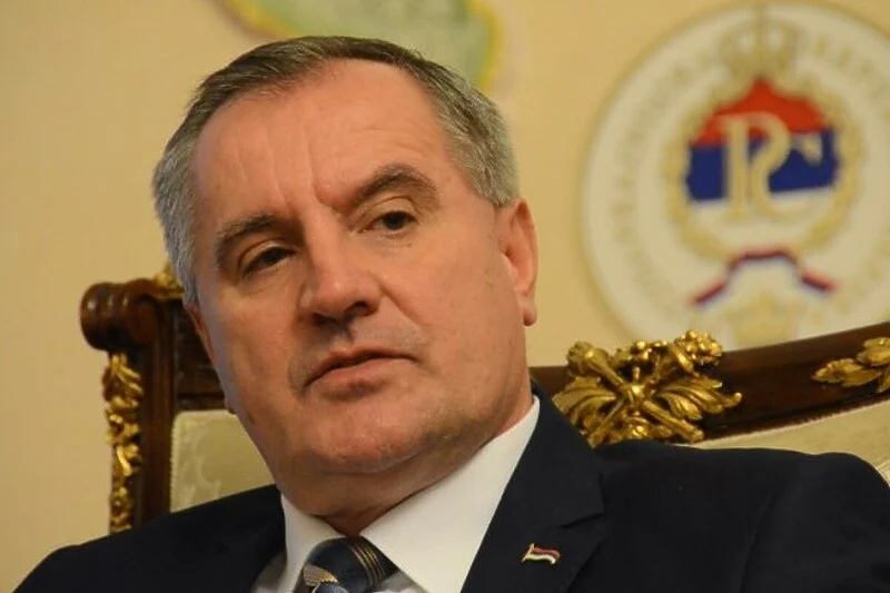 Umjesto izvinjenja Višković "udario" po Sarajevu: Omalovažavaju zbog tamo neke fotografije