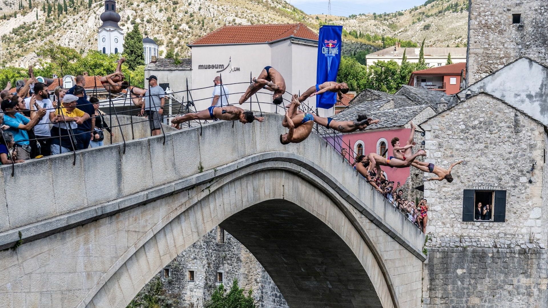 Stari most će danas biti pozornica finala petog takmičenja Red Bull Cliff Diving Svjetskog prvenstva