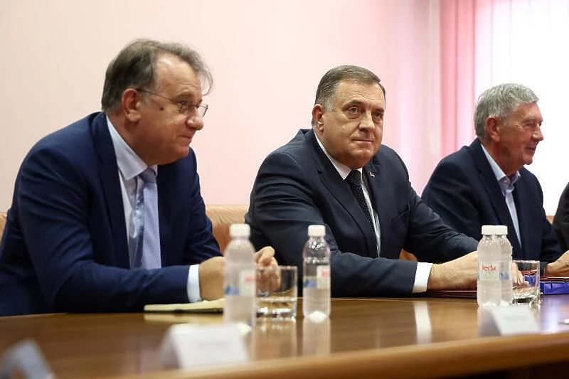 Lideri Trojke, SNSD-a i HDZ-a danas za istim stolom u Sarajevu