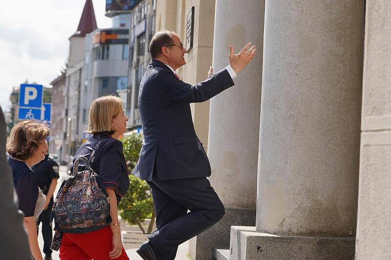 Schmidt zakazao sastanak sa potpredsjednicima RS-a u službenim prostorijama, Dodik namjerava spriječiti njegov ulazak u zgradu
