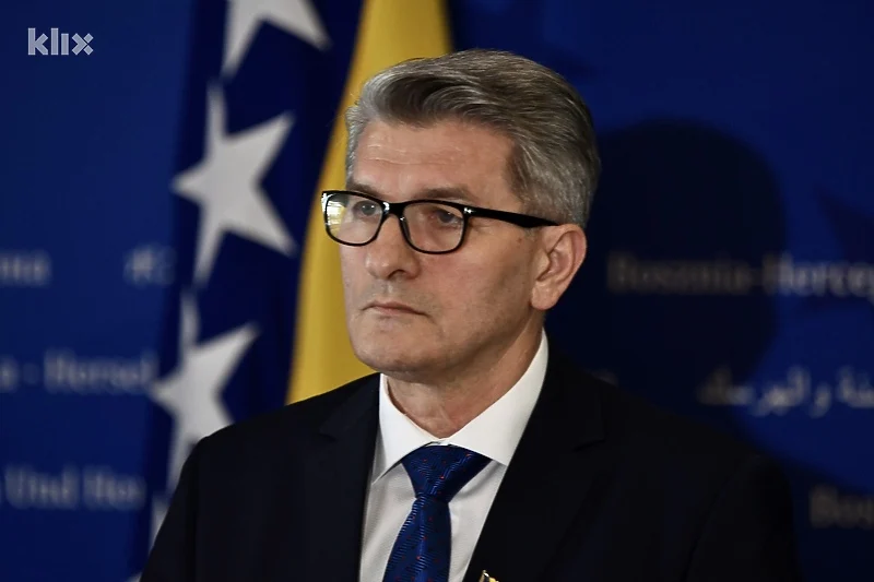 Šemsudin Mehmedović najavio formiranje nadstranačke organizacije, neće napustiti SDA
