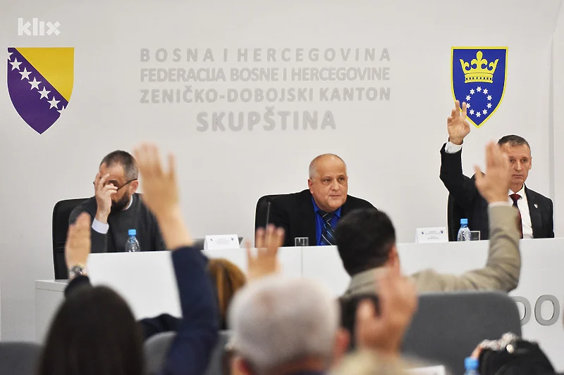 Pala vlada u Zeničko-dobojskom kantonu, uskoro imenovanje novog premijera i ministara