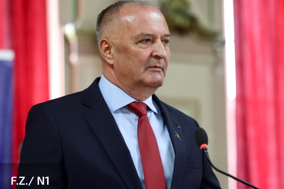 Zukan Helez otkrio lokacije navodnih kampova za obuku u RS