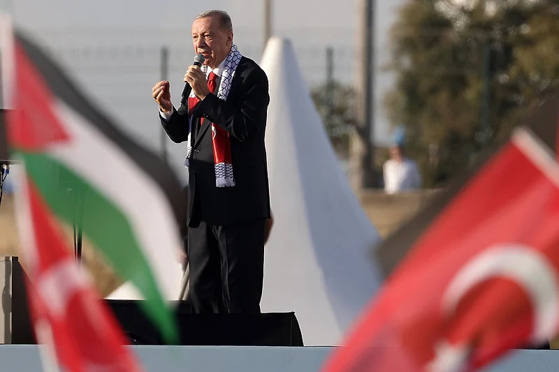 Erdogan: Dobro znamo šta se dešavalo u Srebrenici i kako su evropske zemlje šutjele, kao što rade i sada