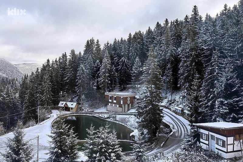 Snježna bajka na Vlašiću obradovala ljubitelje planine i strane turiste