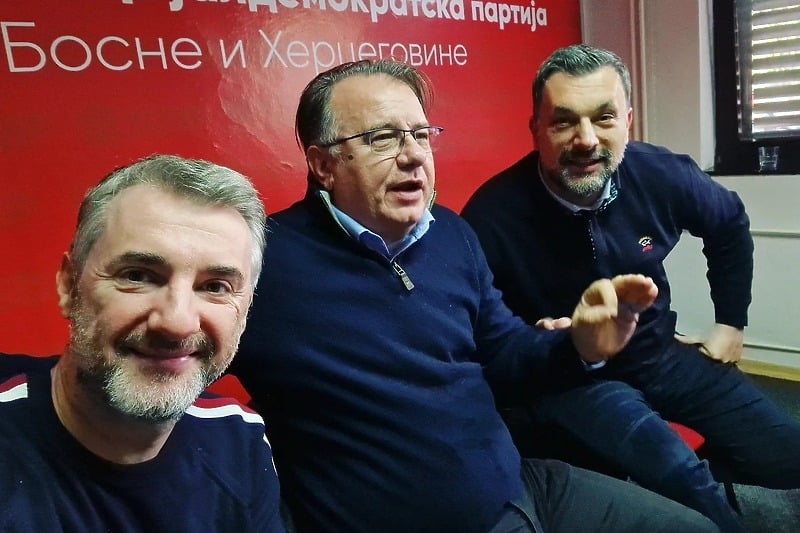 Konaković, Nikšić i Forto za Dan državnosti u Banjoj Luci na kafi: "Pod prozorom nam pjevaju pjesme o Srbiji"