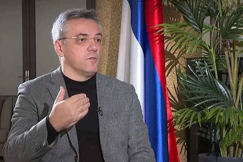 Frustrirajuća javna gradnja u BiH: Za trotoar treba čak godinu dana, vozačima "popuštaju živci"