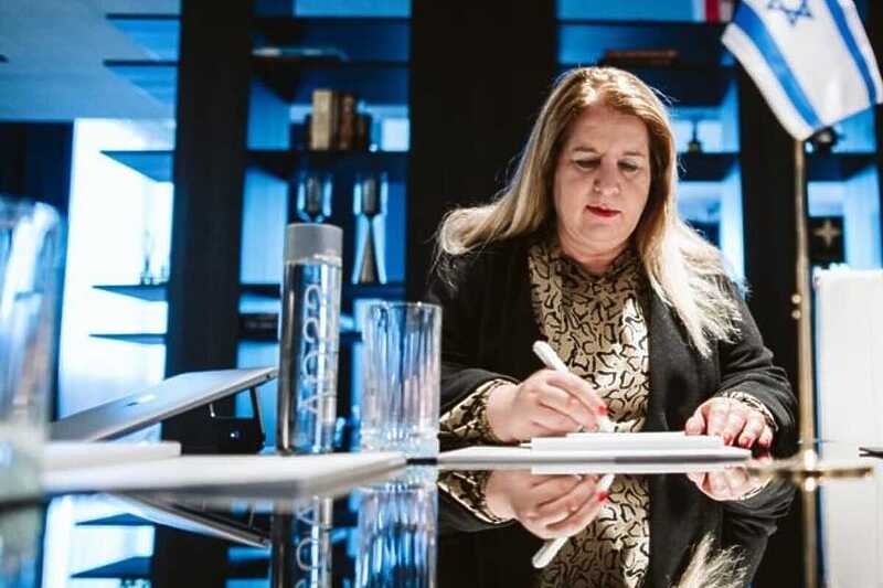 Izraelska ambasadorica odgovorila Nikšiću: Odbijam da budem pijun u unutrašnjoj političkoj igri