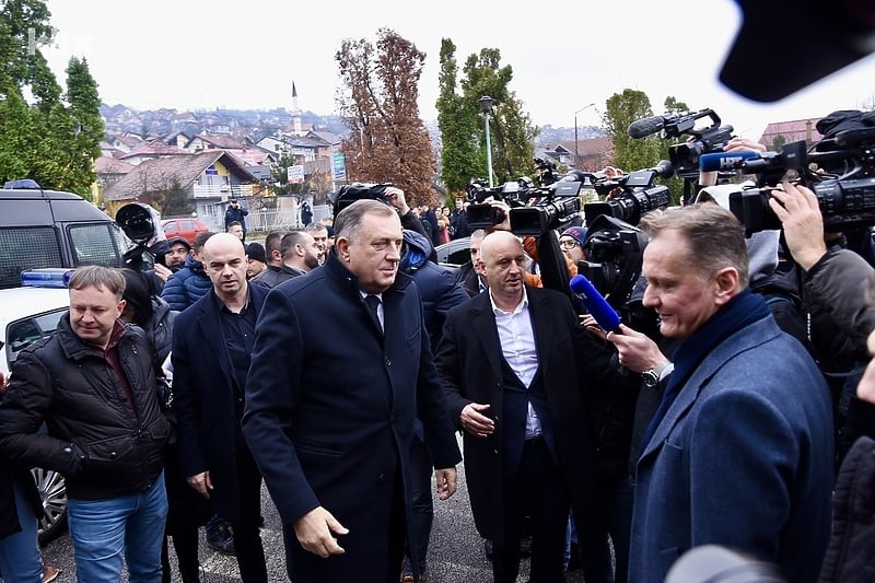 Dodikova odbrana zatražila od Suda BiH novo odgađanje glavnog pretresa