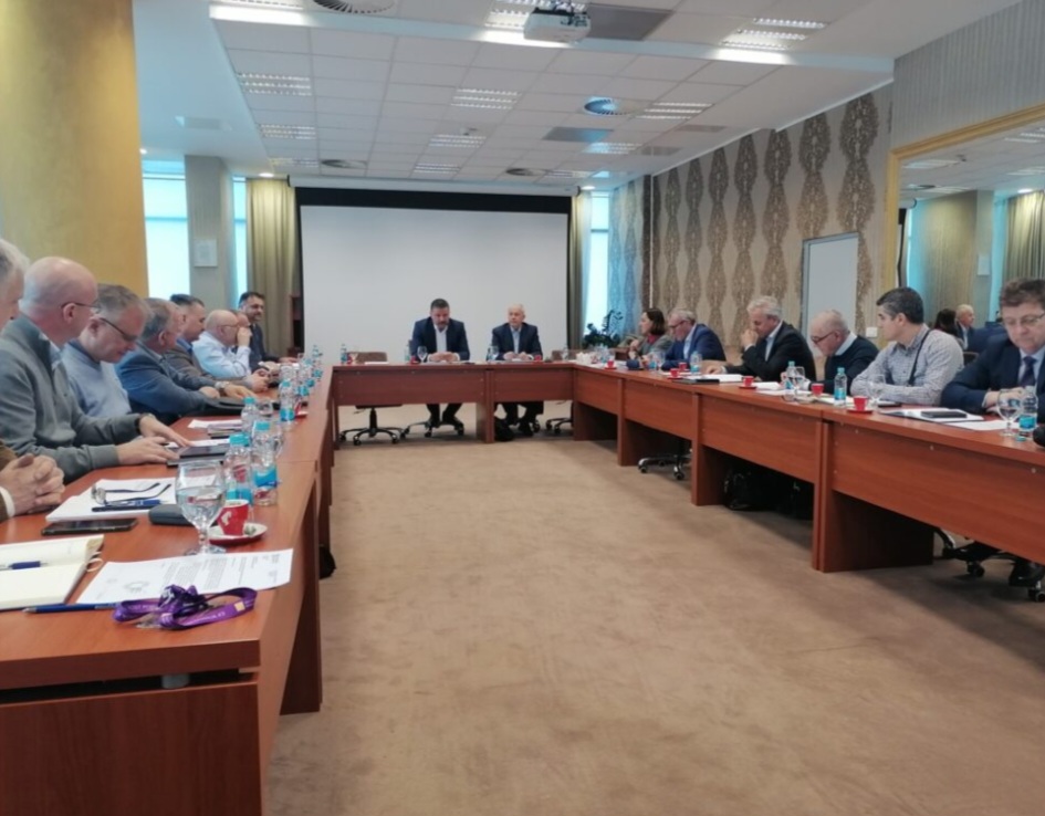 Poslodavci: Ako se ne suspenduje odluka o minimalcu privreda RS se seli u FBiH